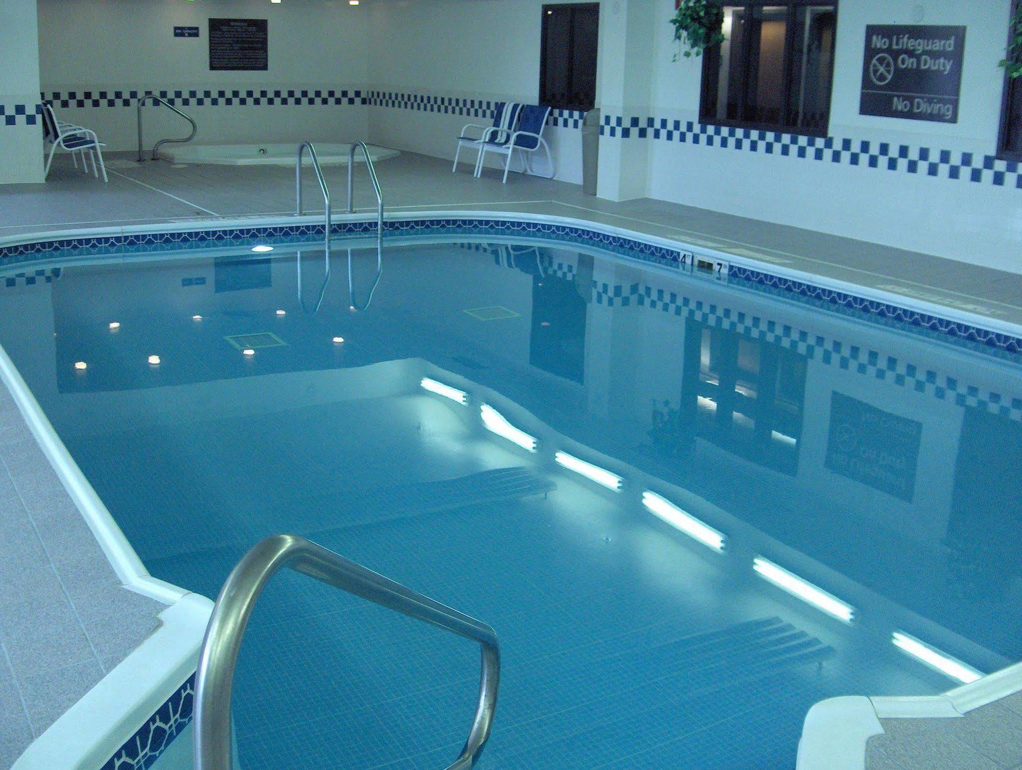 Baymont By Wyndham Thornton Facilidades foto